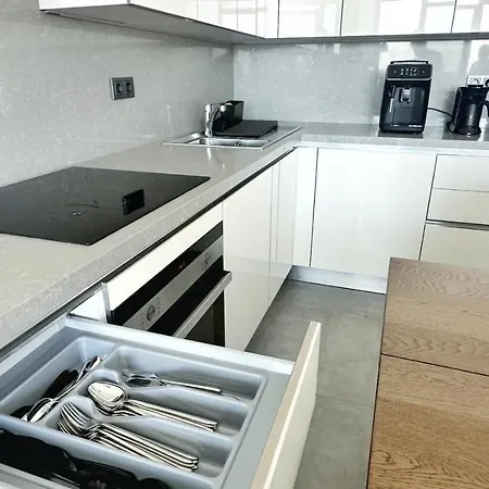 Queen Sinpas Residence, 1bedroom Near Hilton Bomonti * Isztambul